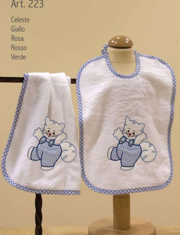 Set asilo 2 pezzi ricamato con il nome del bambino, Ricami Veronica