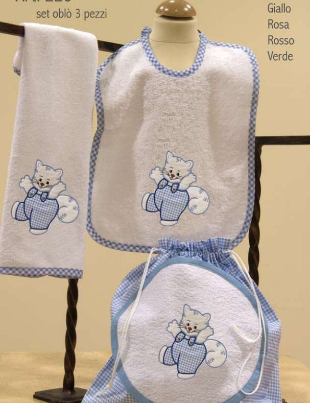 Set Oblo 3 pezzi per asilo personalizzato con nome ricamato, Ricami Veronica